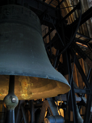 huge bell in the cologne cathedral