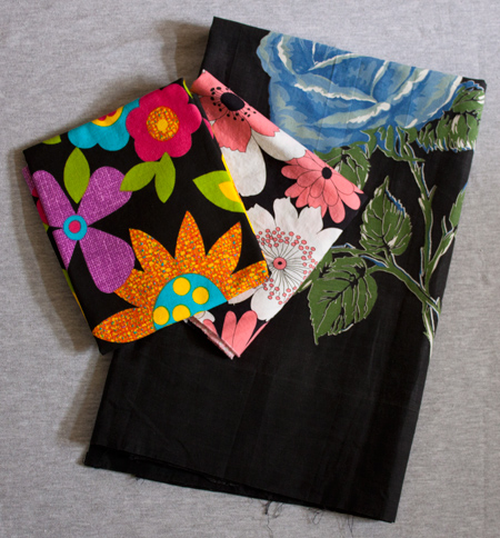 day 2 of fabric giveaway week: black florals