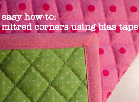 easy how-to: mitred corners using bias tape (a tutorial) easy how-to: mitred corners using bias tape (a tutorial)