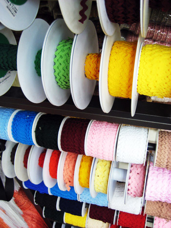 rick rack display (paris shop - montmartre)