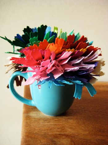 mug full of zippers